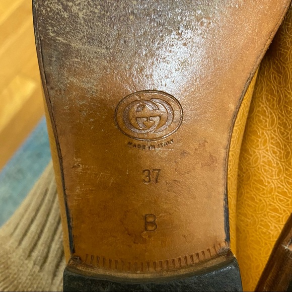 Authentic Gucci Loafers - Picture 7 of 11